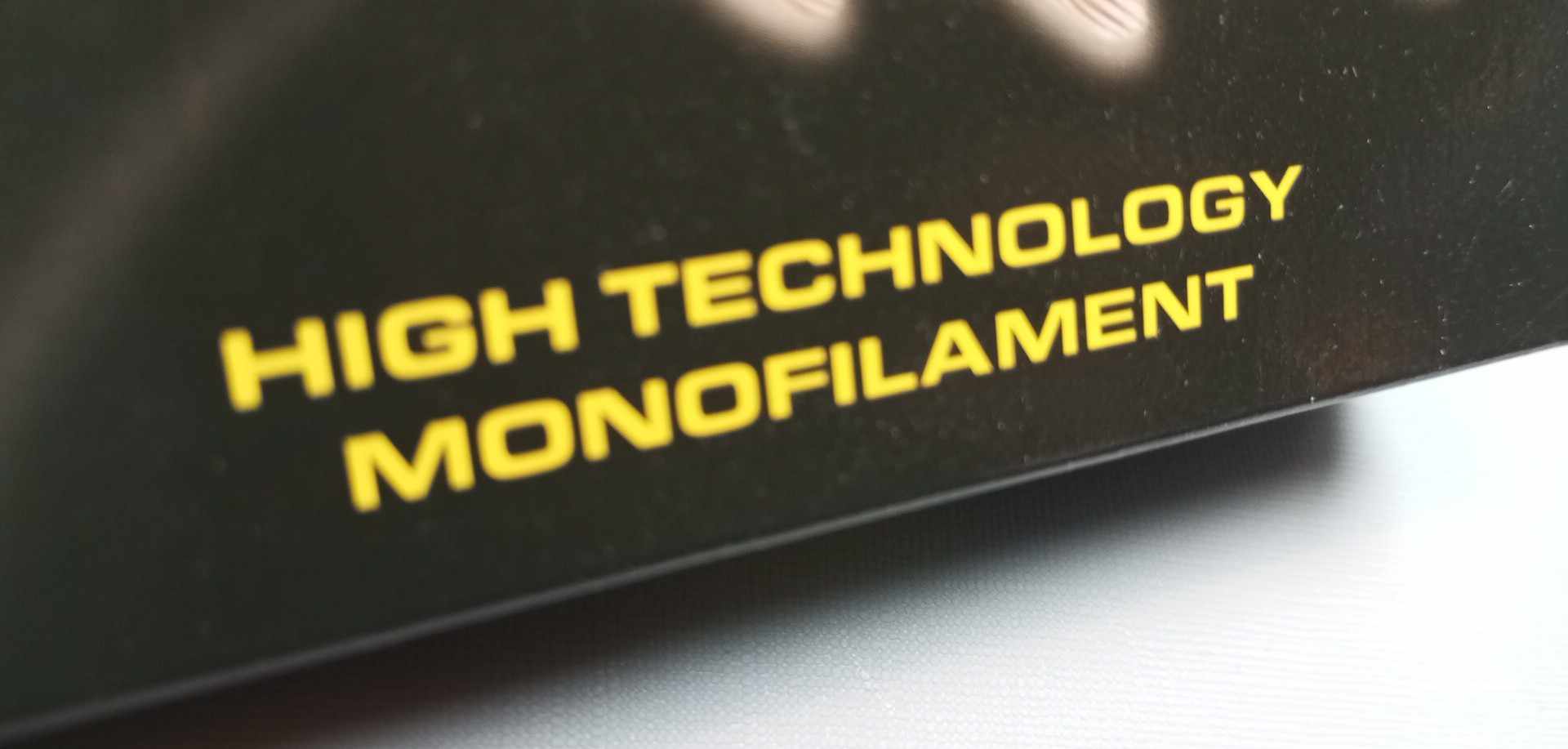 Vlasec na ryby MM FEEDER 300m - 0,25mm - 8,7 kg