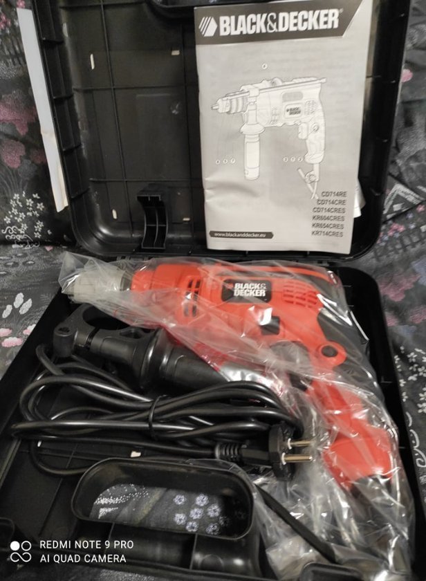 PŘÍKLEPOVÁ VRTAČKA BLACK & DECKER KR714CRESK + KUFR