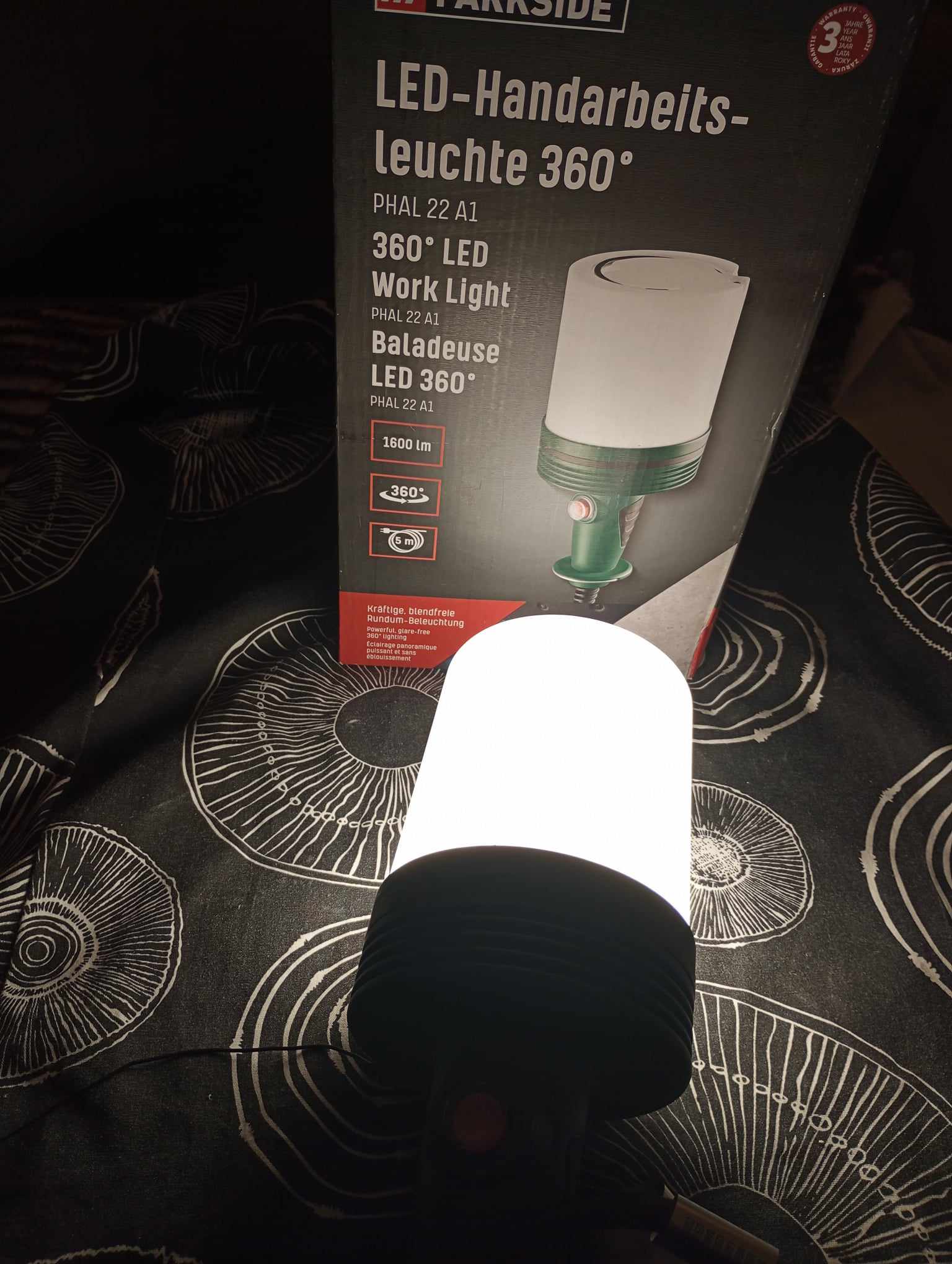 Ruční pracovní LED svítidlo 360° PARKSIDE PHAL 22 A1