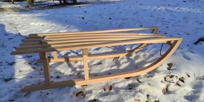 DĚTSKÉ DŘEVĚNÉ SÁNKY 90CM DO 100KG
