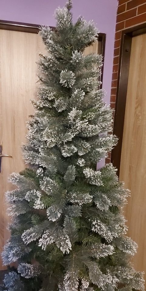 UMĚLÝ VÁNOČNÍ STROMEČEK SNOW 198CM