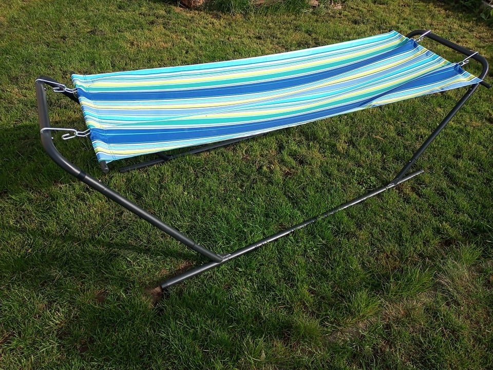 Zahradní lehatko - postel s kovovým rámem Happy Green JMS-150 pruh