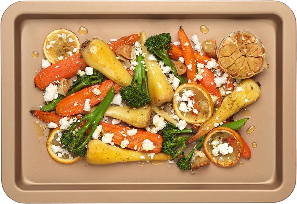 PEČÍCÍ PLECH RUSSELL HOBBS 37X25CM ZLATÝ