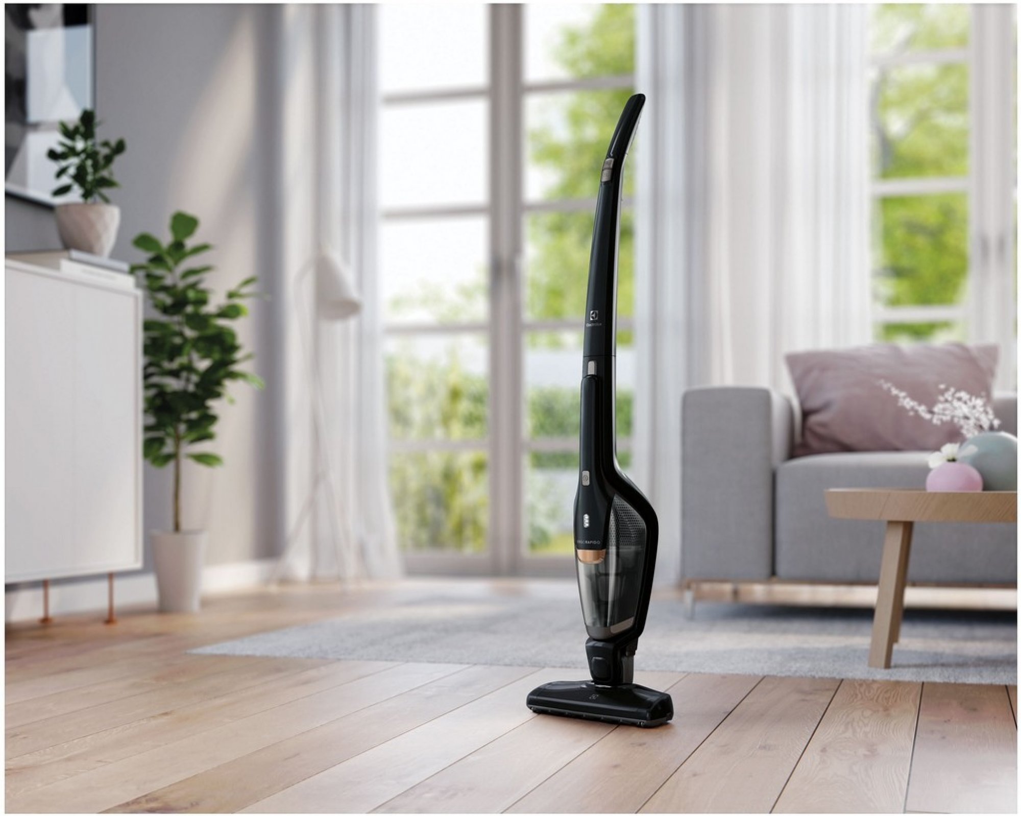 Tyčový vysavač Electrolux Ergorapido Classic EERC73EB černý