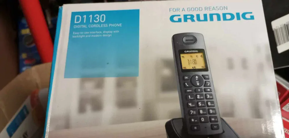 Bezdrátový telefon Grundig D1130.