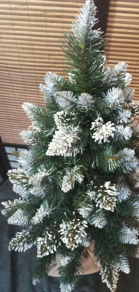 UMĚLÝ VÁNOČNÍ STROMEČEK 120CM ZASNĚŽENÝ