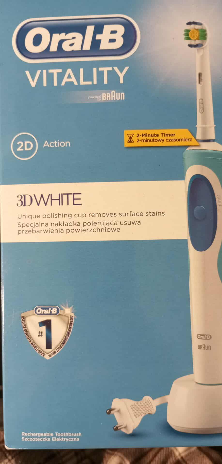 Elektrický zubní kartáček Oral-B Vitality 2 x hlavice 