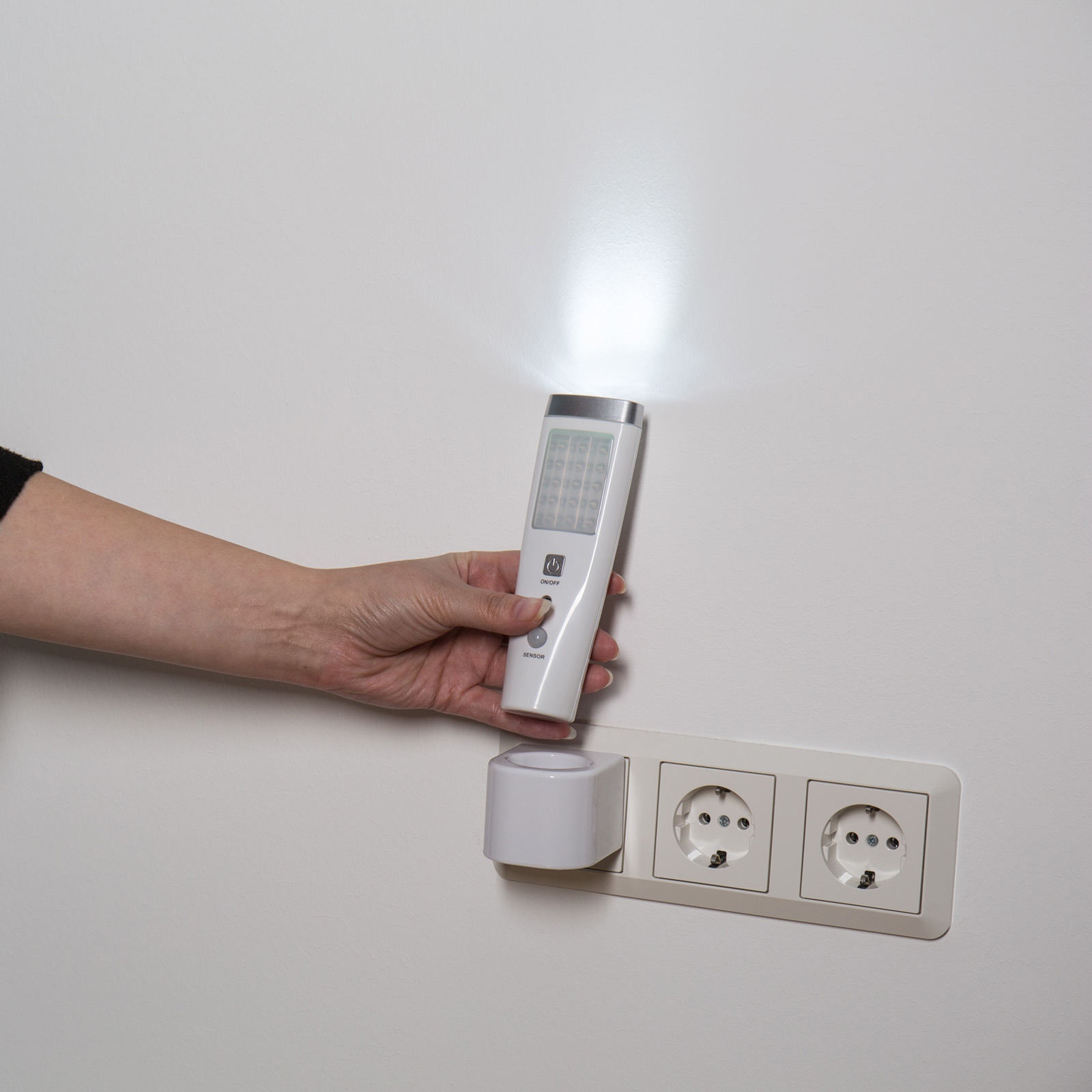 Senzorové LED světlo noční Switch On 3 V 1