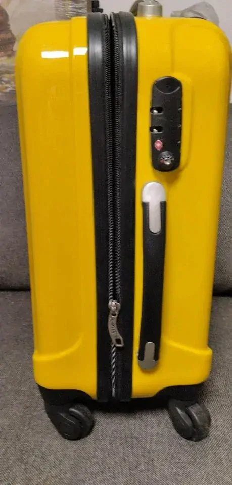 CESTOVNÍ KVALITNÍ KUFR LUGGAGE 19" - 32L - 45CM - žlutý