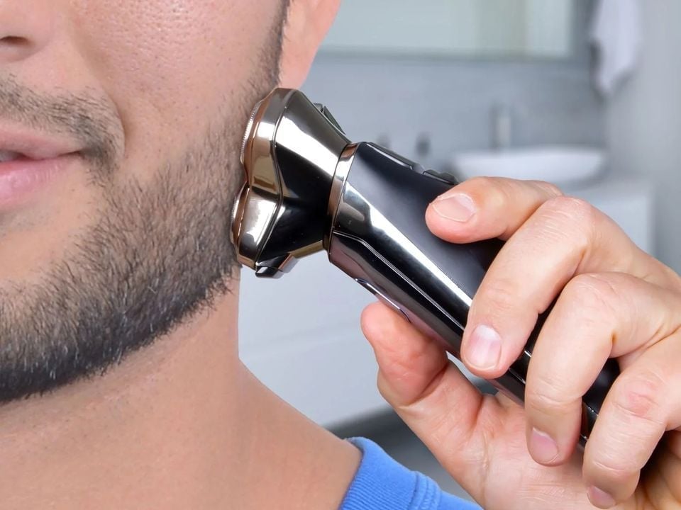 Holicí strojek ProfiCare PC-HR 3023 LED LCD