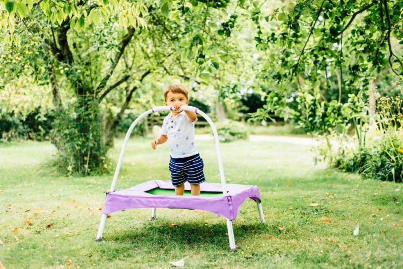 DĚTSKÁ TRAMPOLÍNA PLUM S MADLEM