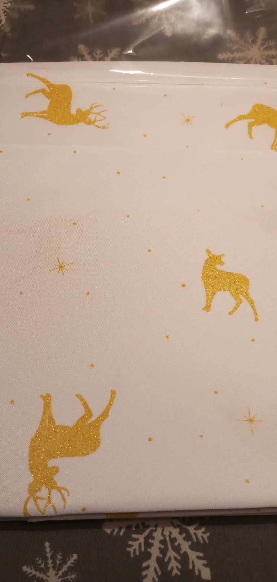 Vánoční ubrus Essex 110 x 160 cm vzor se soby