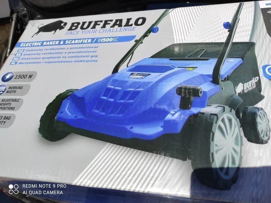 Elektrický vertikutátor a provzdušňovač Buffalo B-1500SC 