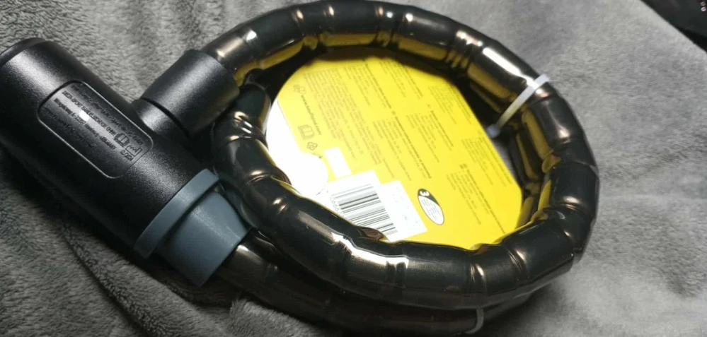 Pancéřový kabelový zámek na jízdní kolo Newcential 98 cm