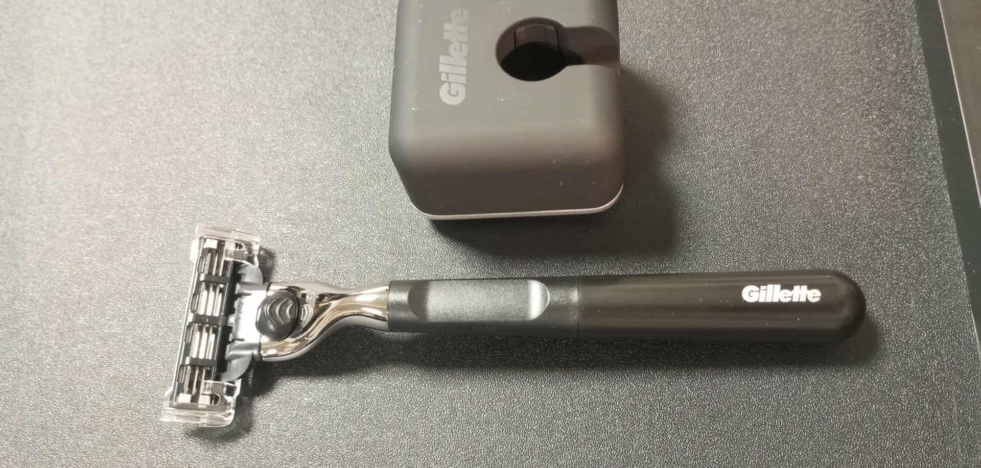 Gillette Mach 3 holící strojek + stojan dárková sada
