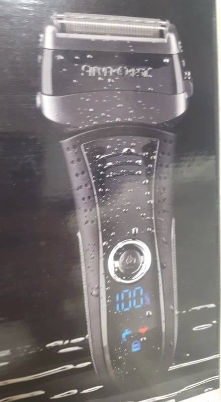 Holicí strojek Silvercrest SFR 37 B1 s LCD