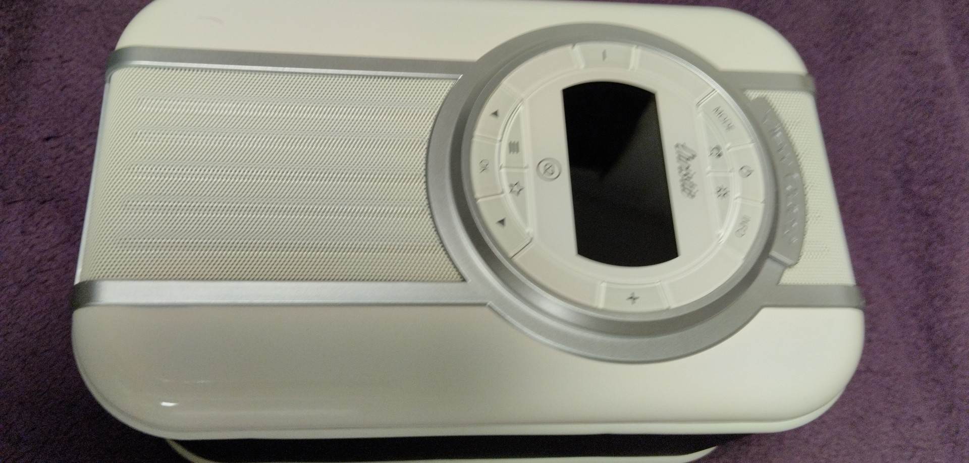 Přenosný radio View Quest Christie DAB+ - USB - BT - NFC - 10W - ČERNÝ