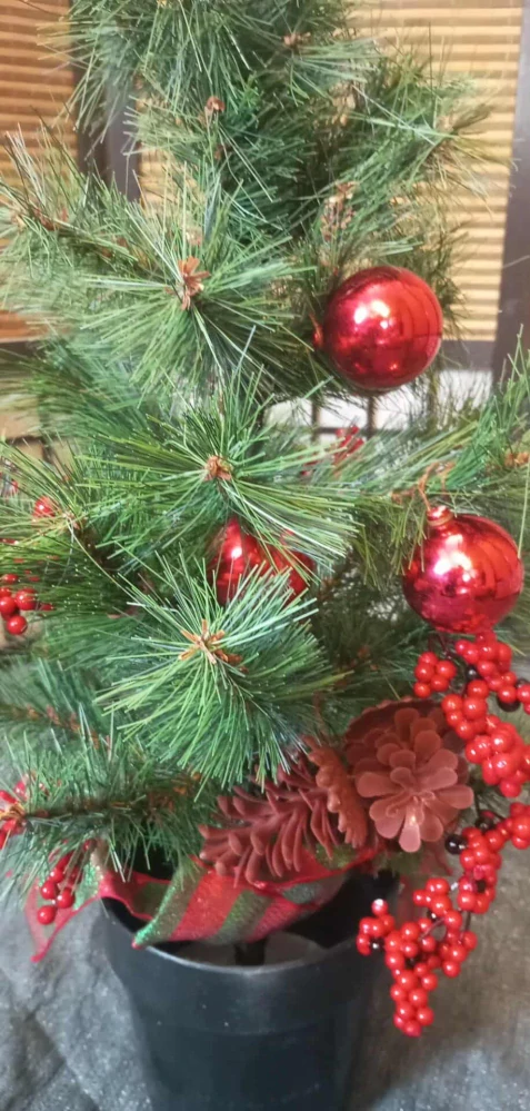 UMĚLÝ VÁNOČNÍ STROMEČEK GRINCH TREE 75CM