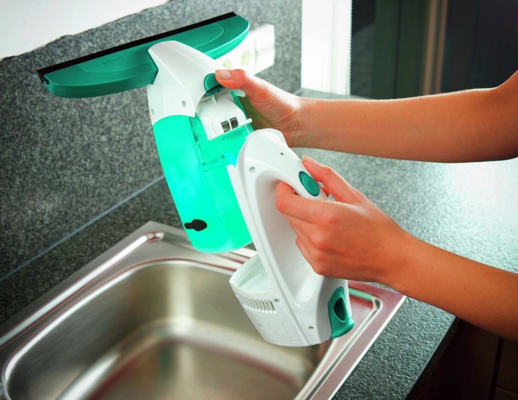 Vysavač na okna Leifheit 51003 s mopem a tyčí 43 cm