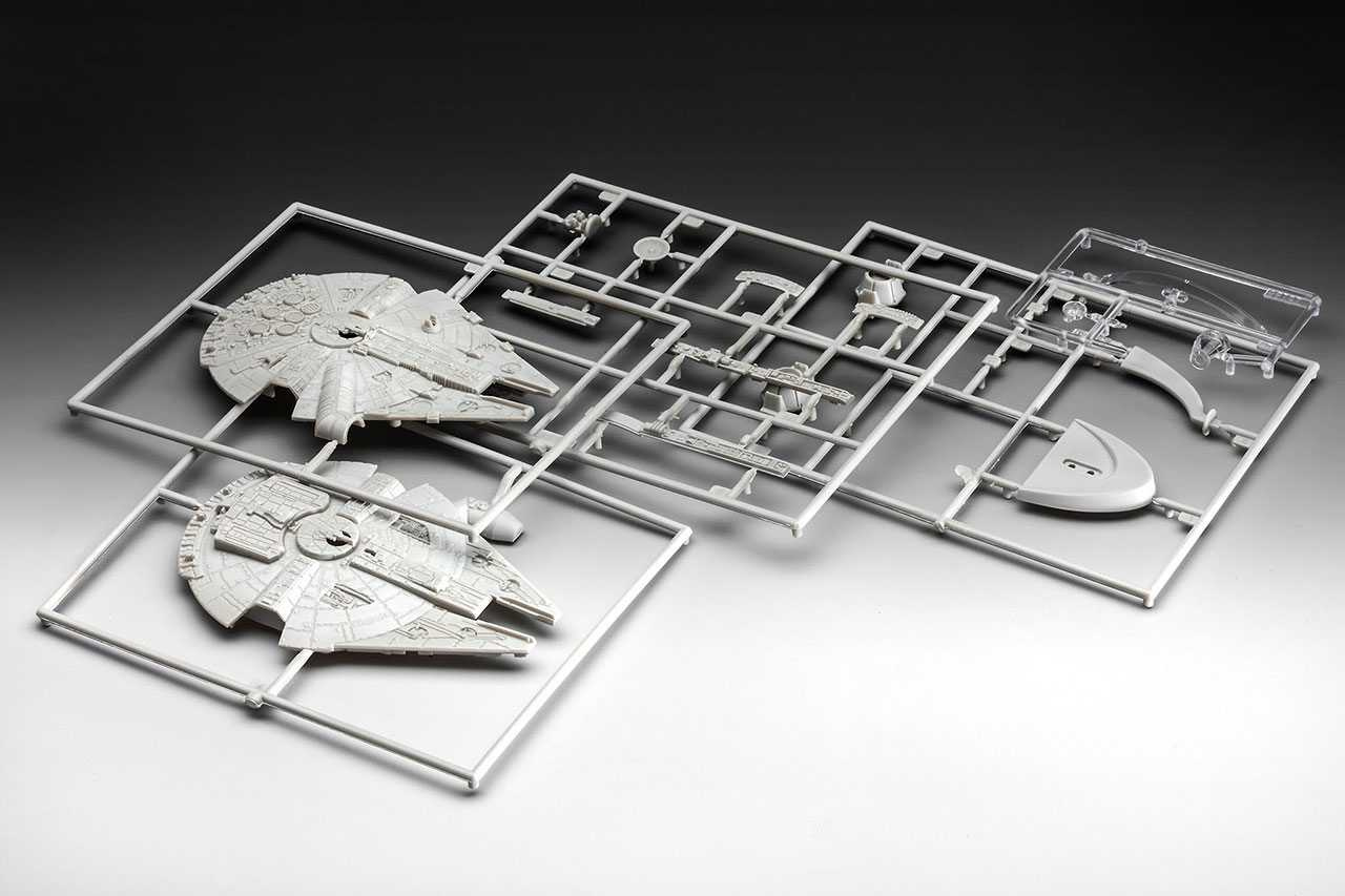 Revell 03600 Star War Millenium Falcon