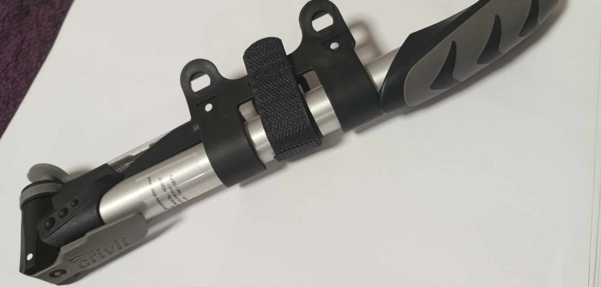 Teleskopicka minipumpa na kolo Crivit 275186