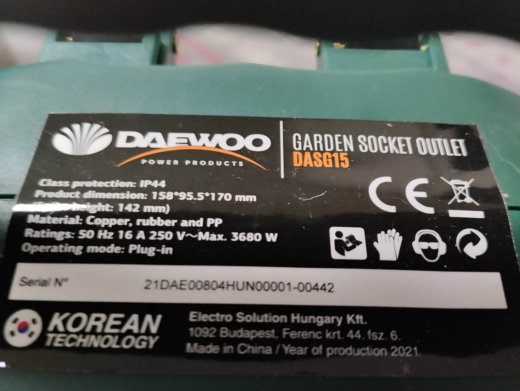 Zahradní 4 zásuvka se sloupkem DAEWOO DASG15 - IP44