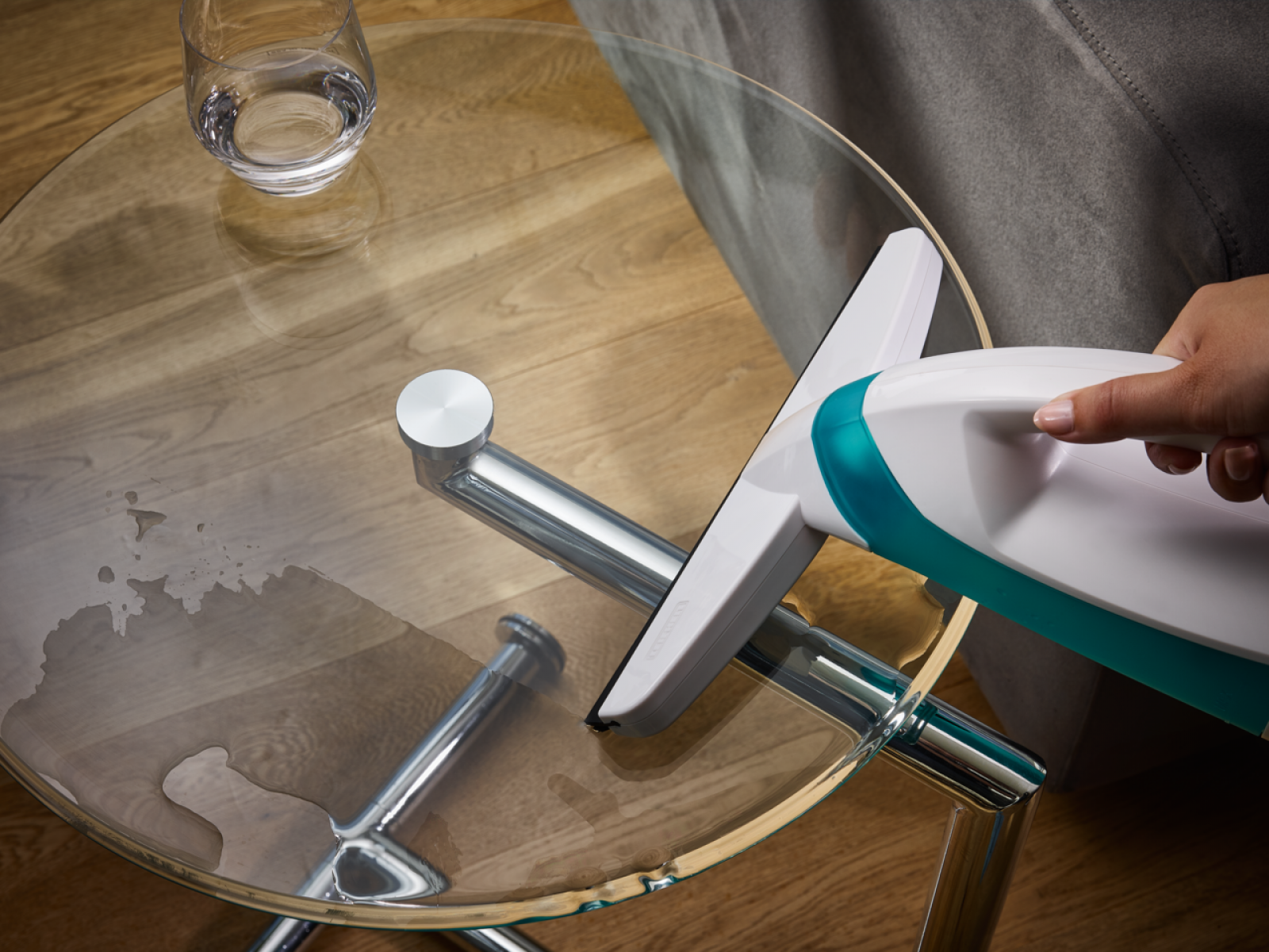 Vysavač na okna Leifheit Aquanta Click 51025