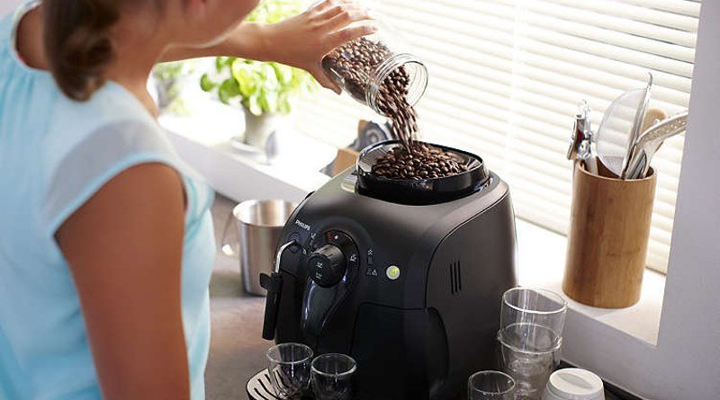 Automatický kávovar s mlýnkem Philips Saeco HD 8650/09