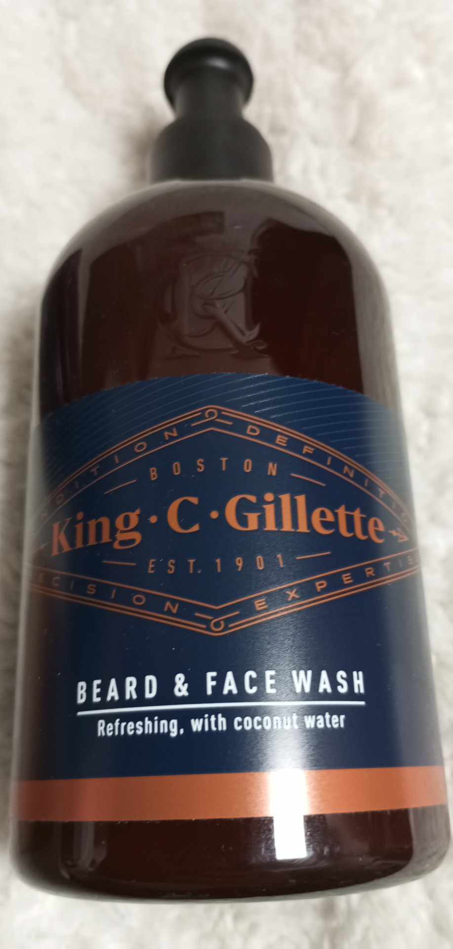 Dárkova sada KING C. GILLETTE Beard & Face Wash Set
