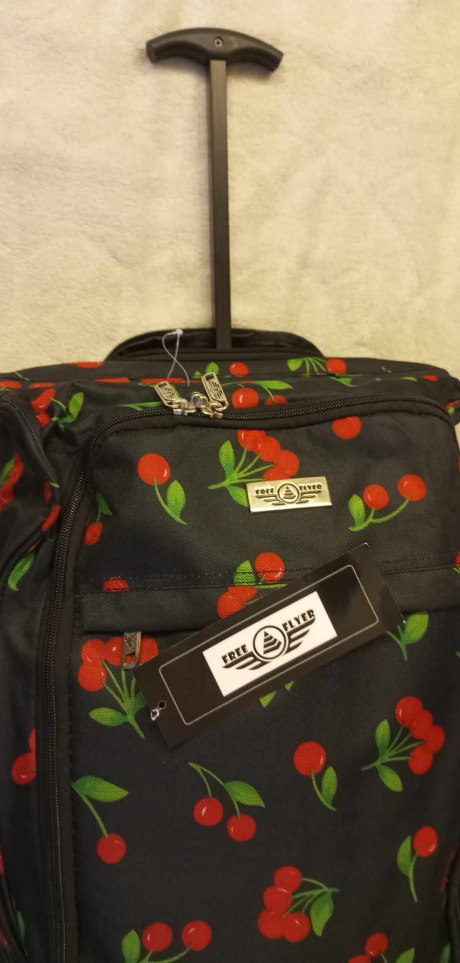 Skládací cestovní taška na kolečkách Free Flyer - vz. třešně 
