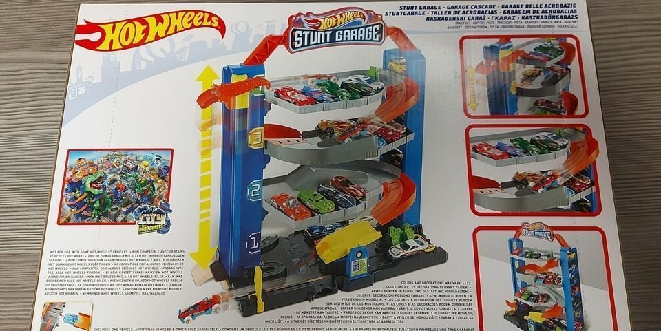 PŘENOSNÁ GARÁŽ HOT WHEELS CITY + AUTO