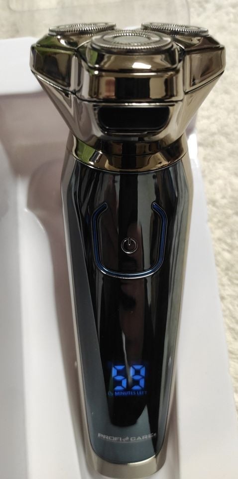 Holicí strojek ProfiCare PC-HR 3023 LED LCD