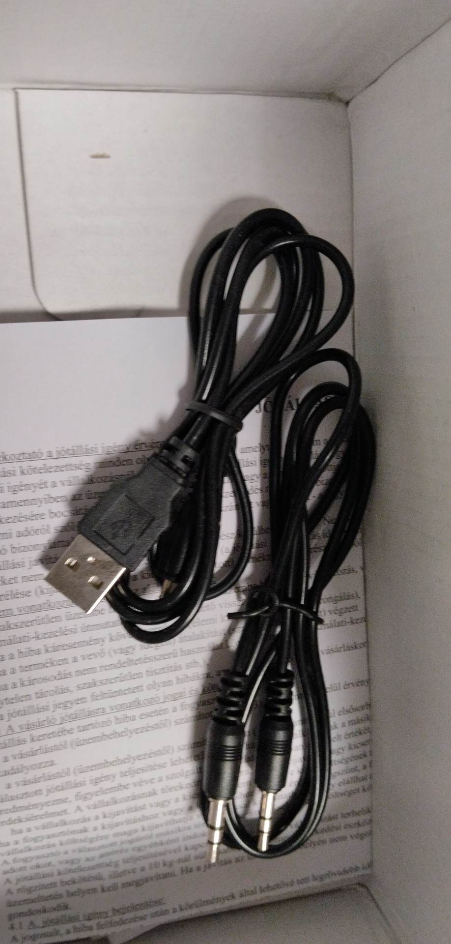 Bluetooth Budík s LED kontrolkou FALCON YM-200 