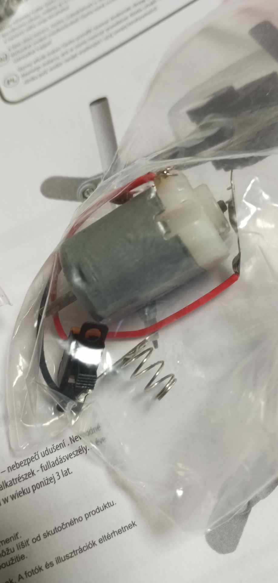 Skládací vědecký robot Lisciani 73238-A